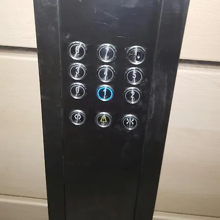 Albi Apartman *